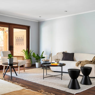 El regreso de las formas orgánicas en muebles: la tendencia que transforma tu hogar 🏠