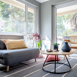 4 muebles que necesitas para decorar tu living
